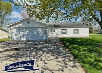 11604 N East Wawasee Dr, Syracuse, IN 46567