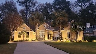 9 Island West Ct, Bluffton, SC 29910