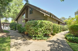 2232 Boyer Dr, Carmichael, CA 95608