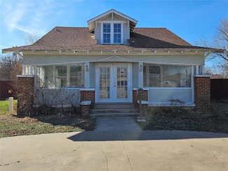 305 N Broadway, Hobart, OK 73651