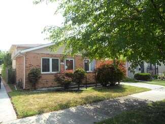 7737 W 61st Place, Summit Argo, IL 60501