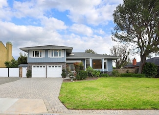 12172 Woodlawn Ave, Santa Ana, CA 92705