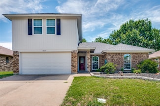 7708 Partridge Dr, Watauga, TX 76148