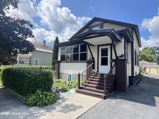 10 Pauline St, Whitehall, NY 12887