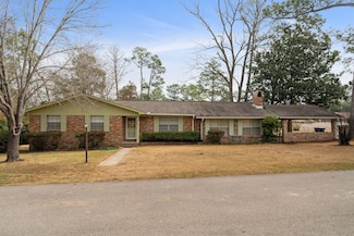 1120 Estelle St, Hattiesburg, MS 39402