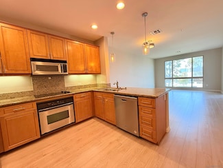 3857 Pell Place Unit 117, San Diego, CA 92130
