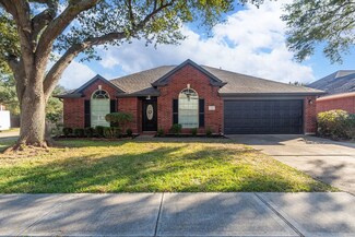 3718 Brighton Ln, Pearland, TX 77584