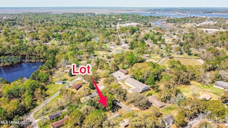 Nhn Pearl Ave, Moss Point, MS 39563