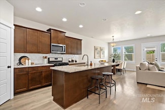 321 N Bay Haven Ave, Kuna, ID 83634