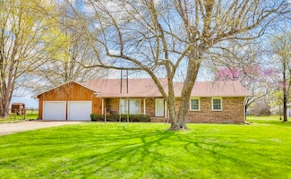 5773 Highway 37, Pierce City, MO 65723