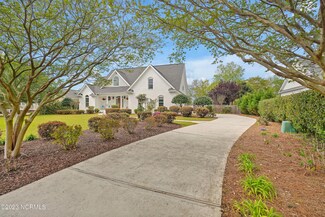 209 Marsh Oaks Dr, Wilmington, NC 28411