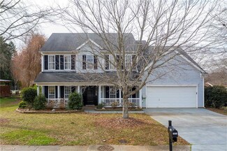 1041 Laplata Dr, Kernersville, NC 27284