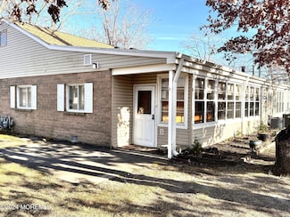 2 Chestnut St Unit B, Toms River, NJ 08757
