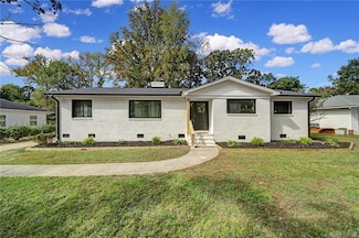 1833 Birchcrest Dr, Charlotte, NC 28205