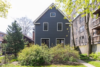 1663 W Farwell Ave, Chicago, IL 60626