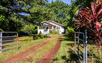 15-1361 16th Ave, Keaau, HI 96749
