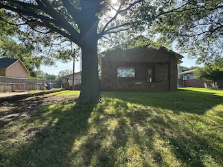 611 Section Line Rd, Garden Plain, KS 67050