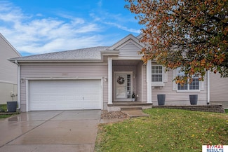 19261 Holmes St, Omaha, NE 68135