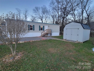 141 Pike Point, Waynesville, NC 28785