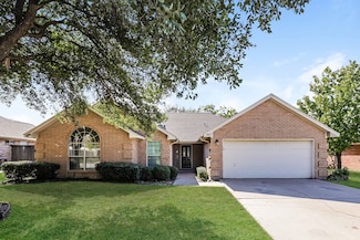1417 Highland Dr, Mansfield, TX 76063