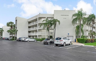 3146 Via Poinciana Unit 203, Lake Worth, FL 33467
