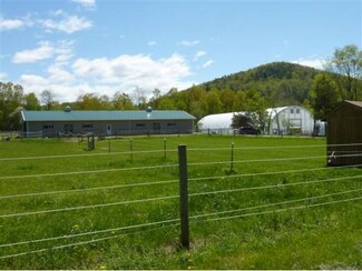 135 Tubbs Rd, Pownal, VT 05261