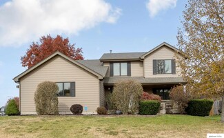 14826 H St, Omaha, NE 68137