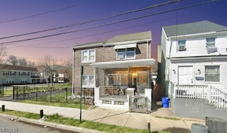 2113 S 10th St, Camden, NJ 08104