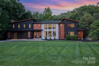 5925 Creola Rd, Charlotte, NC 28270
