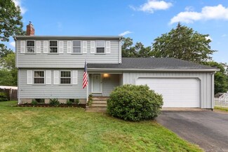 75 Charles Diersch St, East Weymouth, MA 02189
