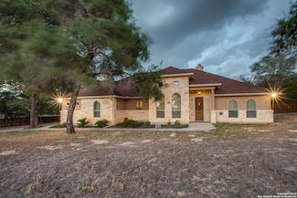 104 Eden Crossing, Adkins, TX 78101