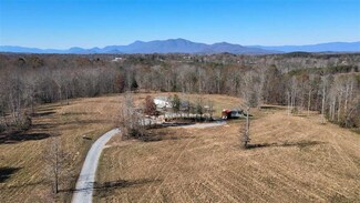 587 Fair Winds Dr, Tryon, NC 28782