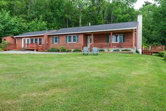 79 Trumpet Round Rd, Sugar Hill, NH 03586