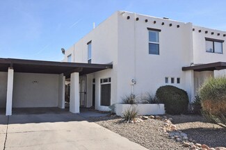 162 Calle Arroyo Seco NW, Albuquerque, NM 87120
