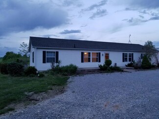 2258 County Road 2980, Clark, MO 65243
