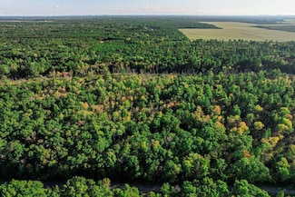 Bader Dr, Hancock, WI 54943