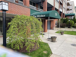 370 Westchester Ave Unit 3T, Port Chester, NY 10573