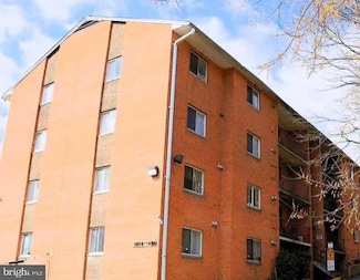 2634 Bowen Rd SE Unit 101, Washington, DC 20020