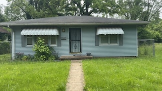 512 N 82nd St, East Saint Louis, IL 62203