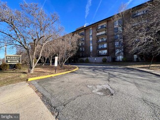 6011 Emerson St Unit 413, Bladensburg, MD 20710