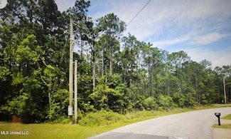 000 Royal Oak Blvd, Pass Christian, MS 39571