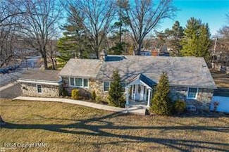 404 N Wales Rd, Lansdale, PA 19446