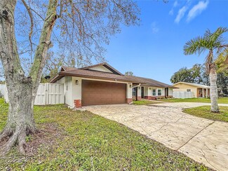 1557 Jeffords St, Clearwater, FL 33756