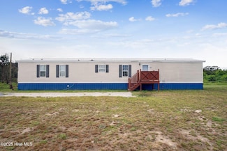 139 Floyd Kennedy Rd, Beulaville, NC 28518