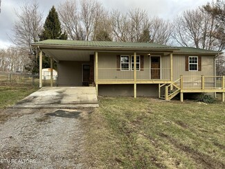 2016 Meadowview Dr, Jamestown, TN 38556