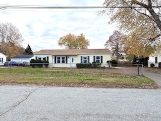 29 Indian Field Rd, Groton, CT 06340