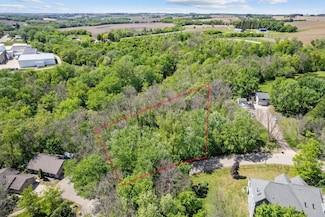 2152 Mingo View Dr, Wanamingo, MN 55983