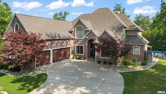 2815 Windpointe Dr, Peoria, IL 61614