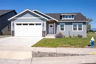 1500 Bowfin Ct, Lynden, WA 98264