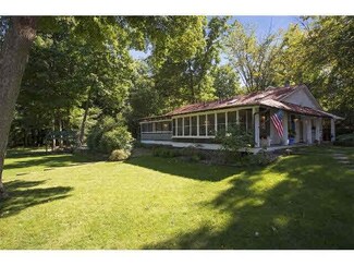 89 Wildhurst Rd, Excelsior, MN 55331
